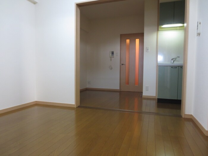 物件内観写真13　(居室)