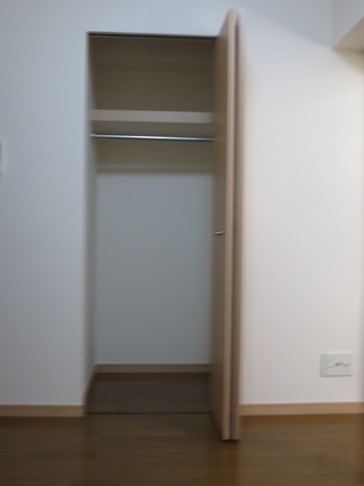 物件内観写真15　(収納)
