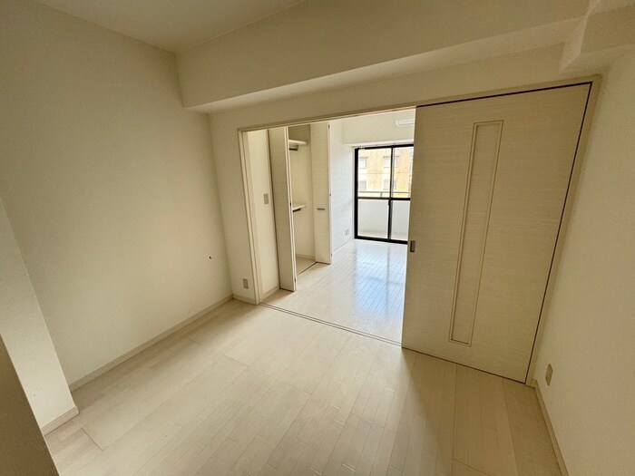 物件内観写真6　(居室)