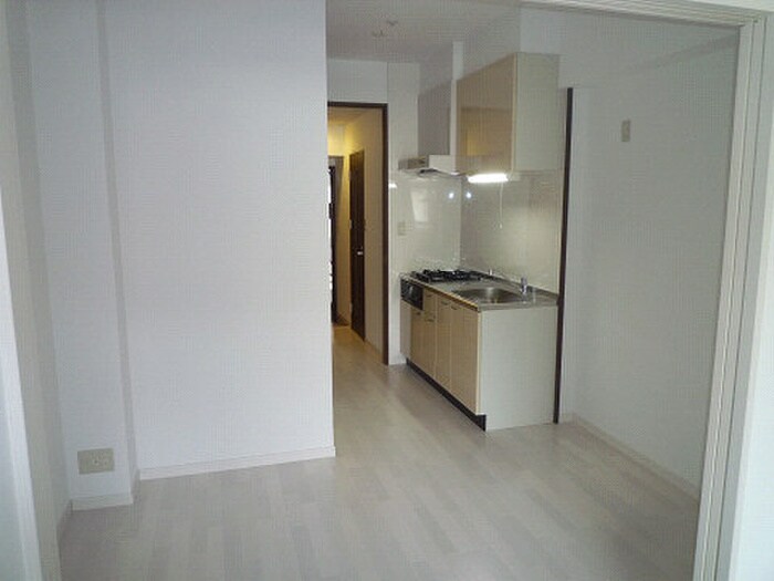 物件内観写真10　(居室)