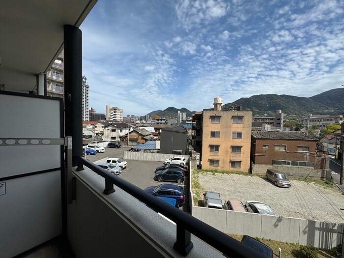 物件内観写真15　(室内からの展望)