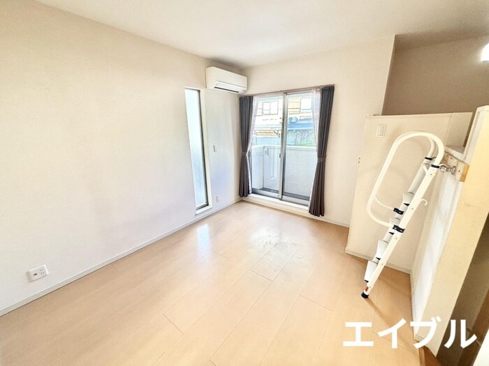 物件内観写真7　(居室)