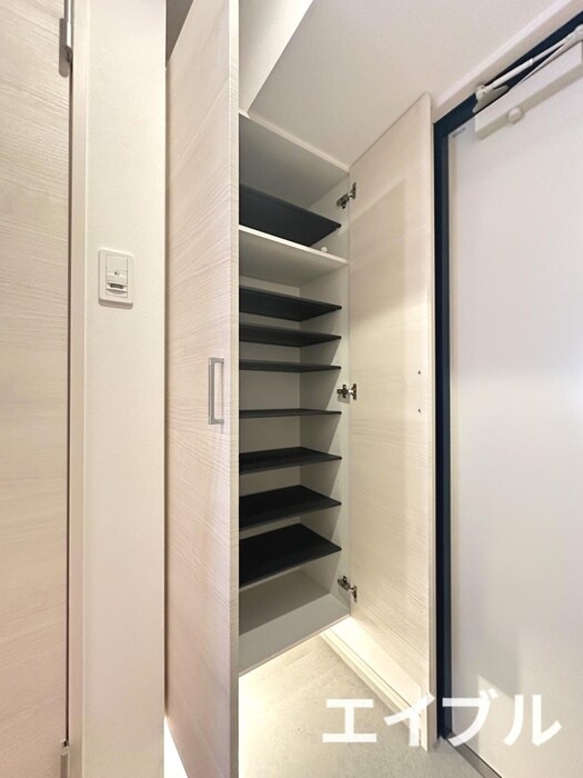 物件内観写真13　(靴箱)