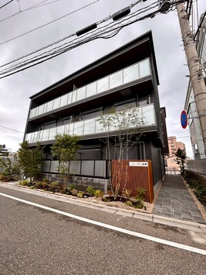シャーメゾンステージ山吹外観写真