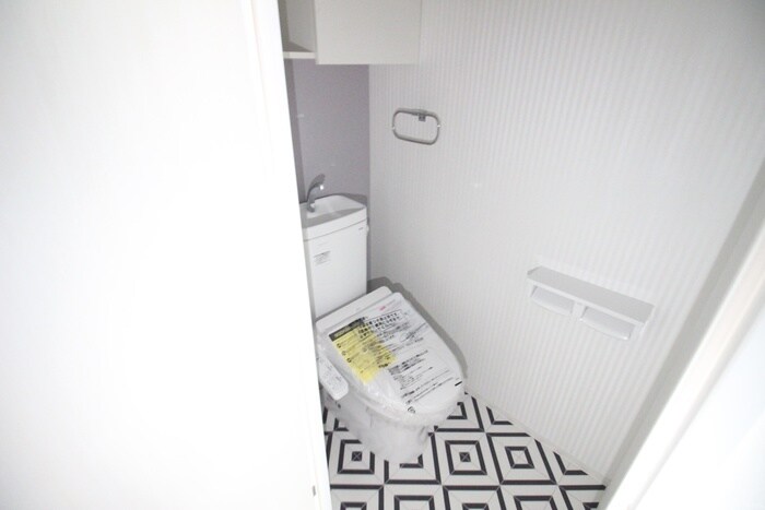 物件内観写真12　(トイレ)