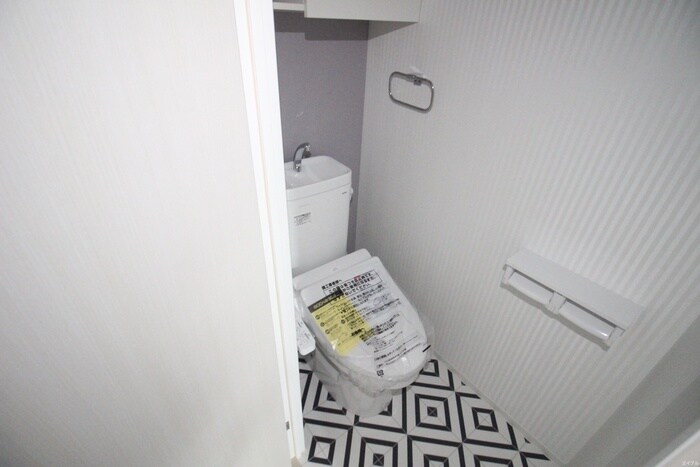 物件内観写真13　(トイレ)