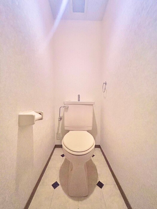 物件内観写真13　(トイレ)