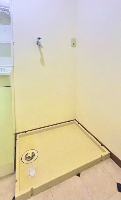 物件内観写真19　(洗濯機置場)