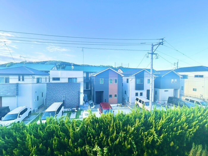 物件内観写真21　(室内からの展望)