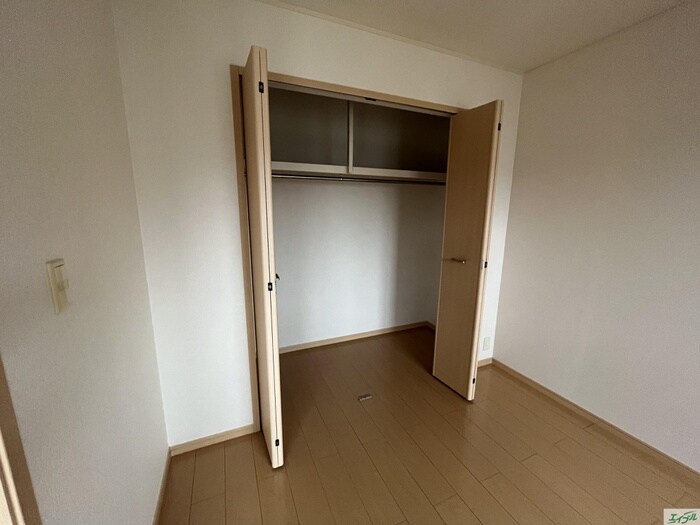 物件内観写真11　(収納)