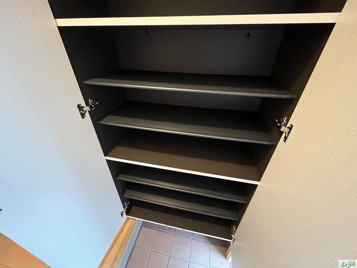 物件内観写真13　(靴箱)