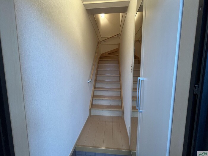 物件内観写真14　(廊下)