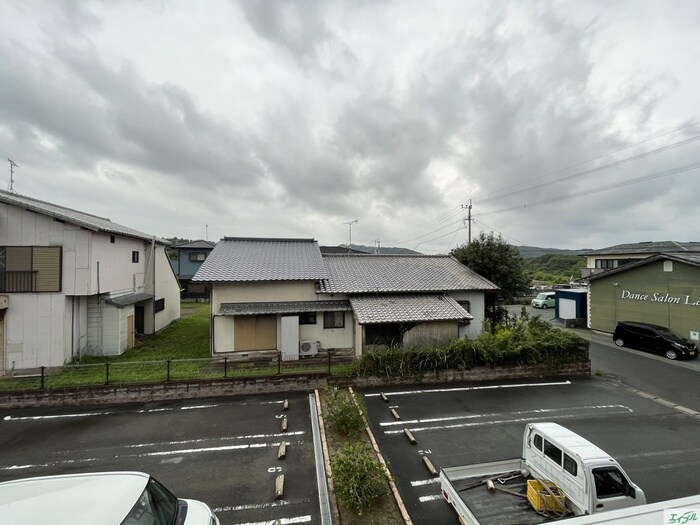 物件内観写真16　(室内からの展望)