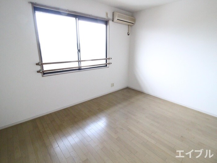 物件内観写真15　(居室)