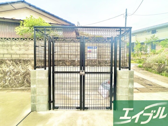 物件外観写真4　(建物設備)