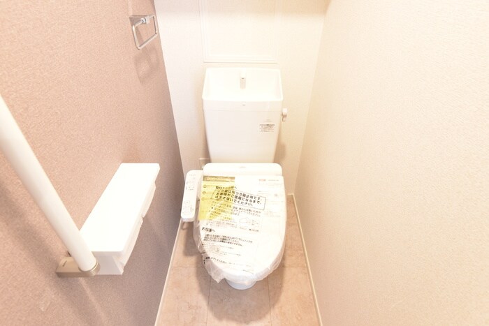 物件内観写真11　(トイレ)