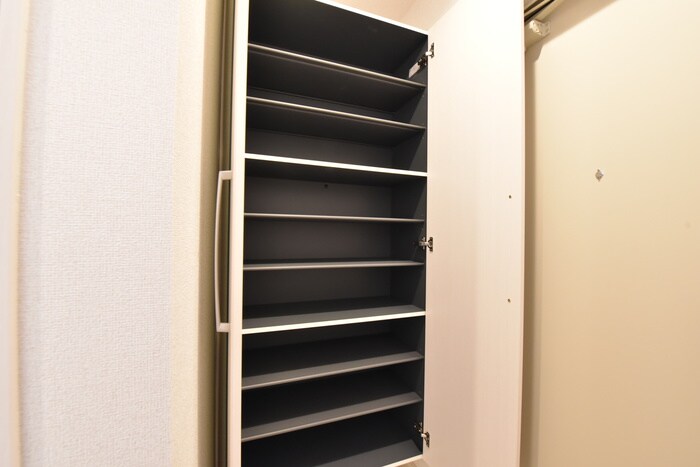 物件内観写真14　(靴箱)