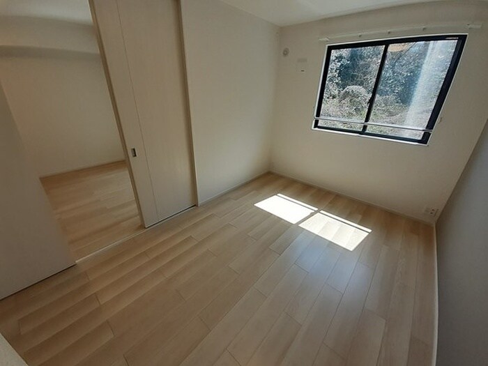 物件内観写真16　(居室)