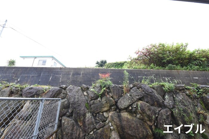 物件内観写真16　(室内からの展望)