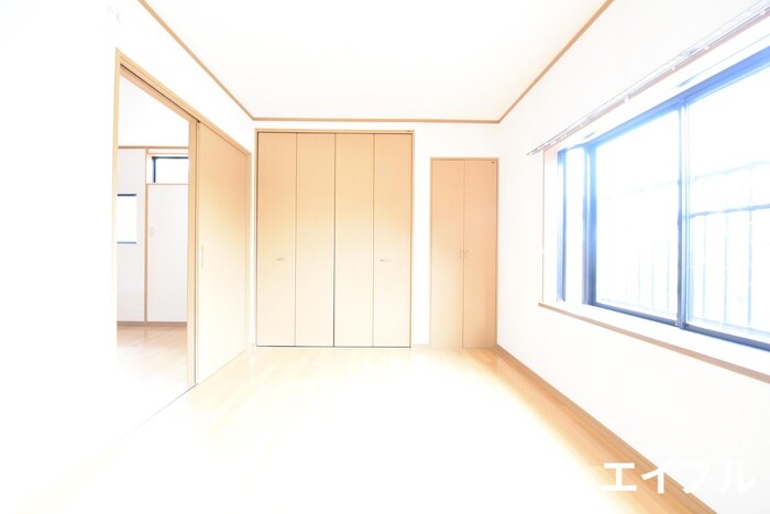 物件内観写真19　(居室)