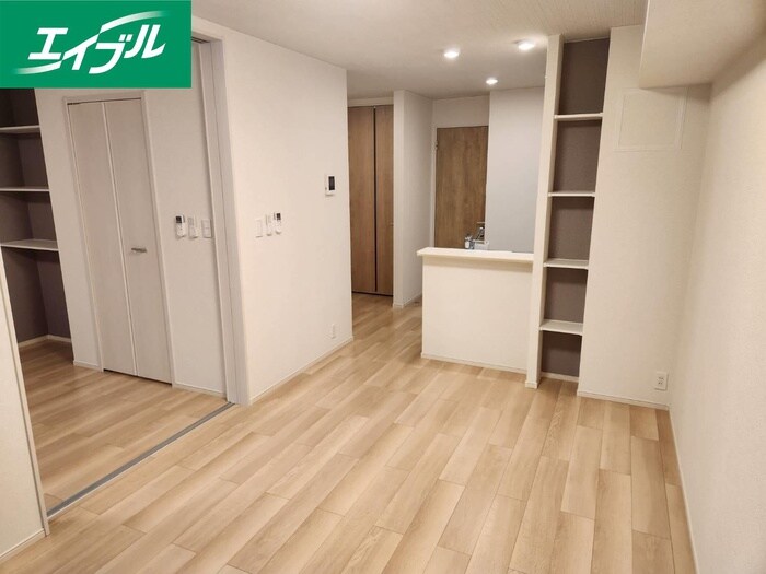 物件内観写真3　(居室)