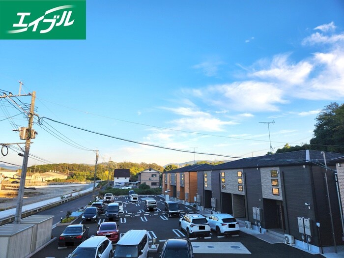 物件内観写真12　(室内からの展望)