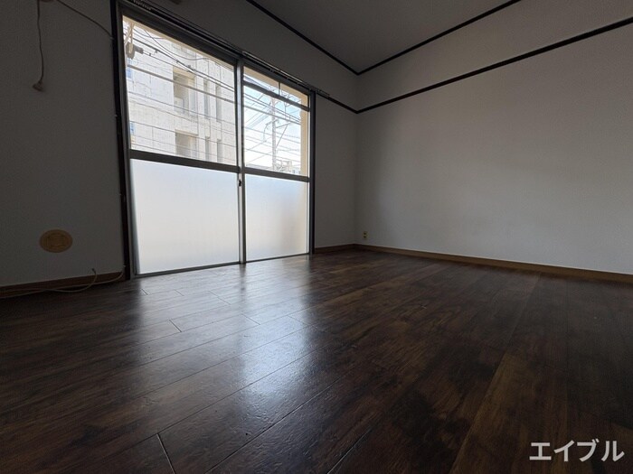 物件内観写真9　(居室)