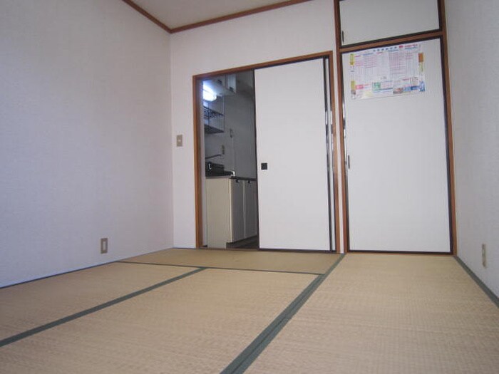 物件内観写真8　(内観写真)