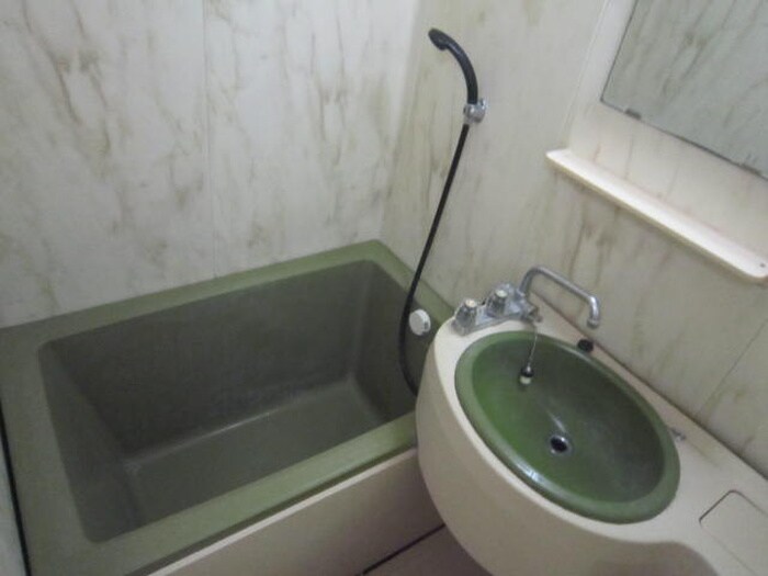 物件内観写真12　(バス／シャワールーム等)