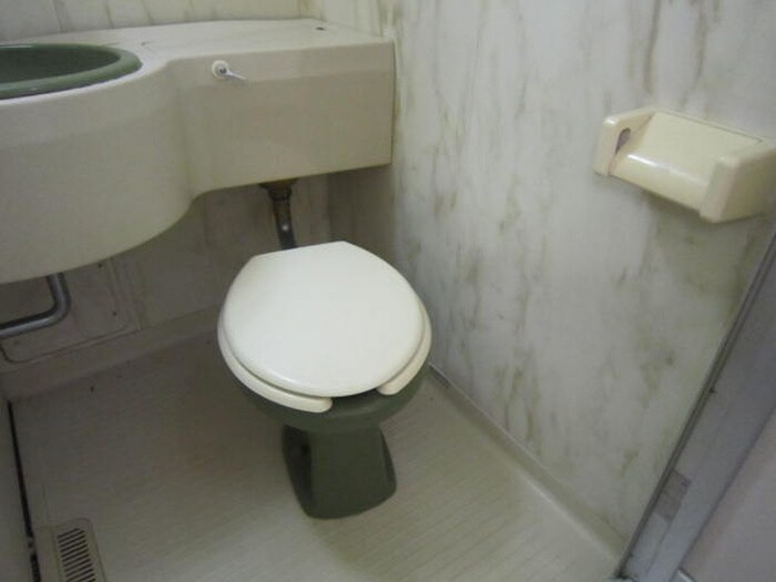 物件内観写真13　(トイレ)