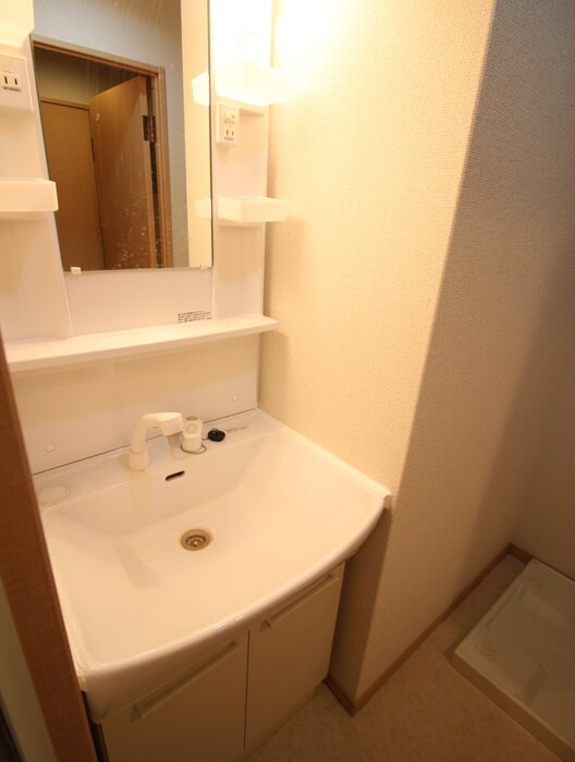 物件内観写真9　(洗面)