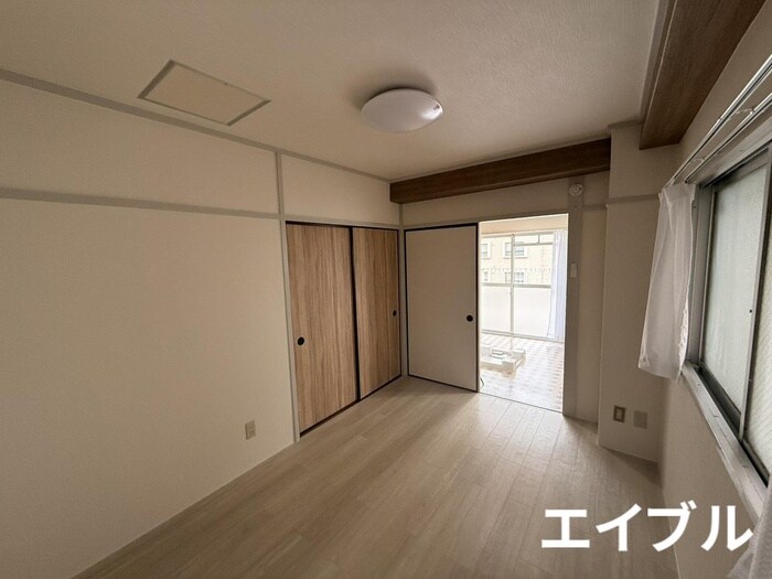 物件内観写真7　(居室)