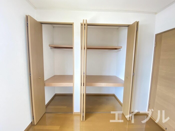 物件内観写真10　(収納)