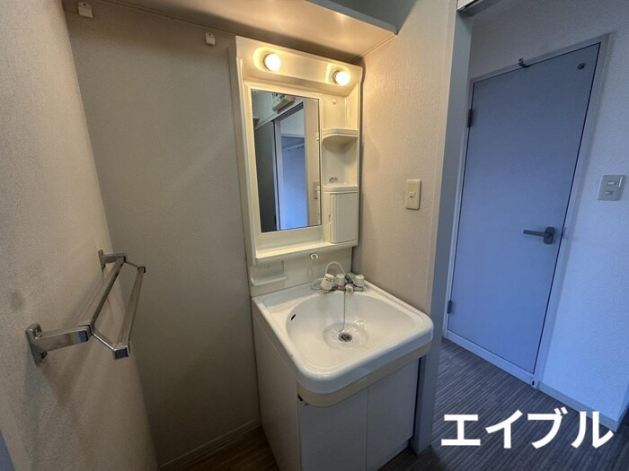 物件内観写真8　(洗面)