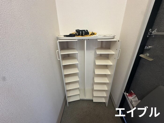 物件内観写真13　(靴箱)