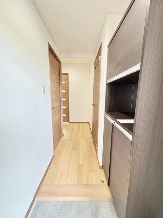 物件内観写真20　(廊下)