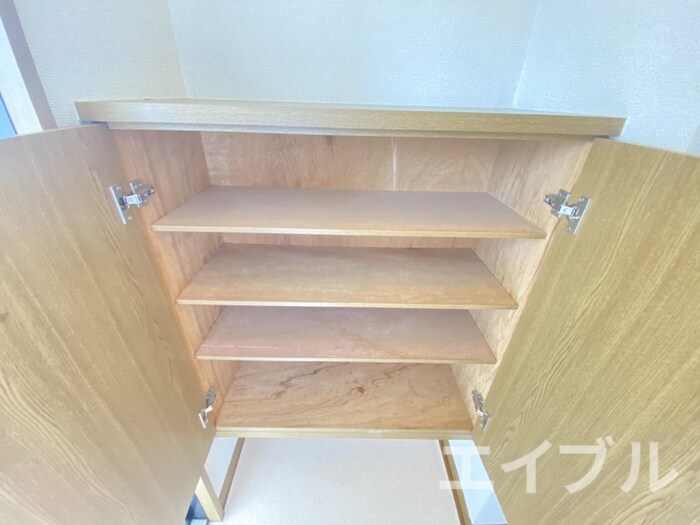 物件内観写真14　(靴箱)