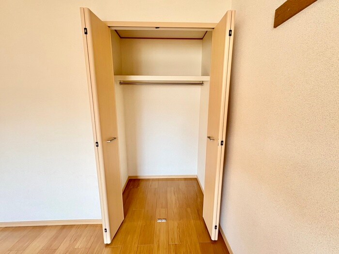 物件内観写真13　(収納)
