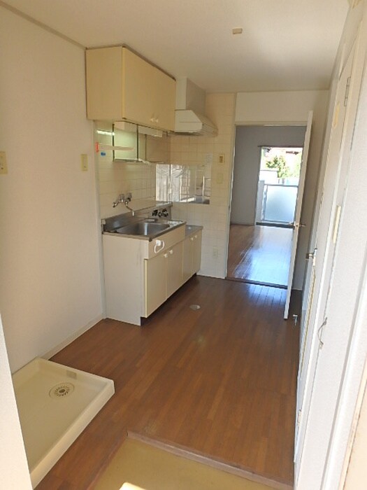 物件内観写真11　(玄関)