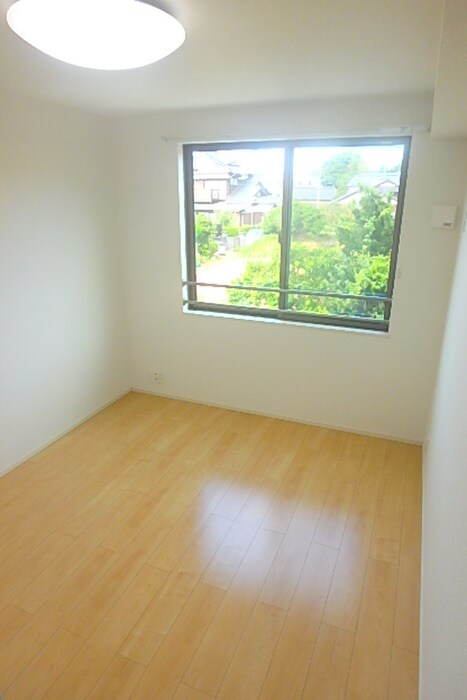 物件内観写真7　(内観写真)