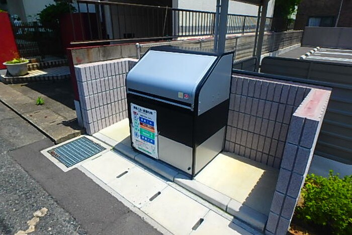 物件外観写真4　(建物設備)