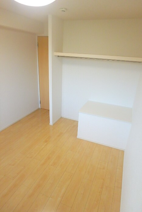 物件内観写真8　(内観写真)