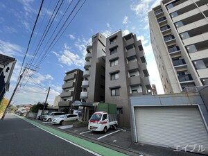 リバーコート外観写真