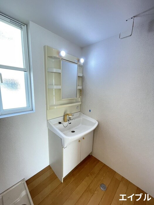 物件内観写真6　(洗面)