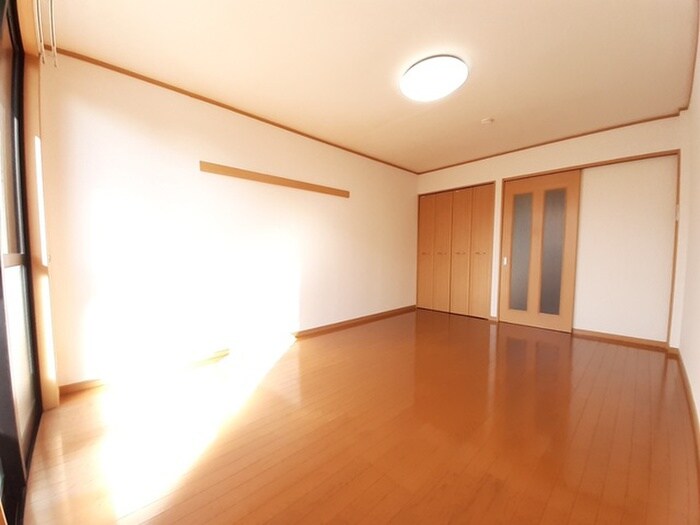 物件内観写真6　(居室)