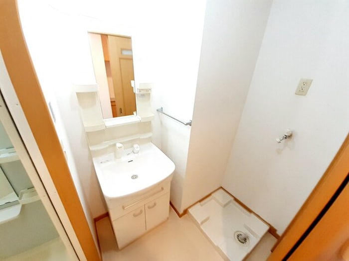 物件内観写真11　(洗面)