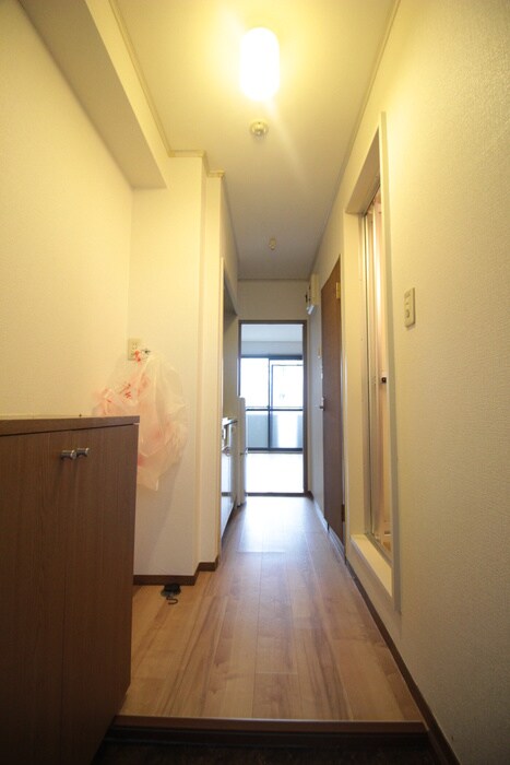 物件内観写真19　(廊下)