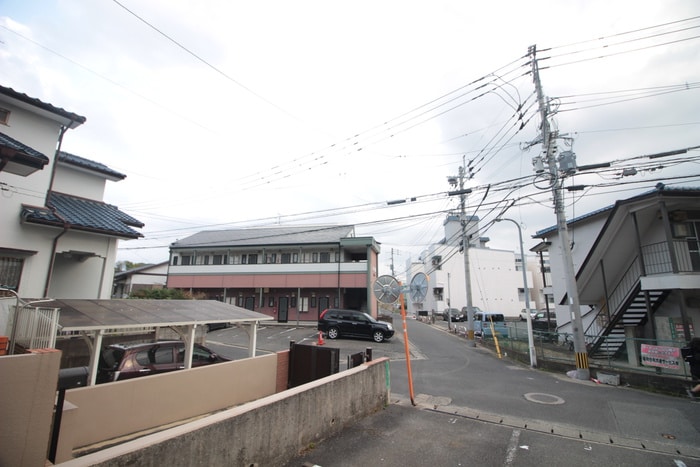 物件内観写真22　(室内からの展望)