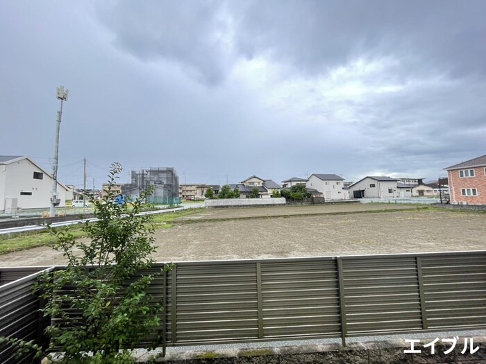 物件内観写真15　(室内からの展望)