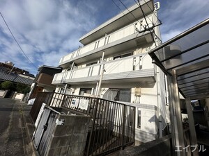 アートメゾン諸岡外観写真